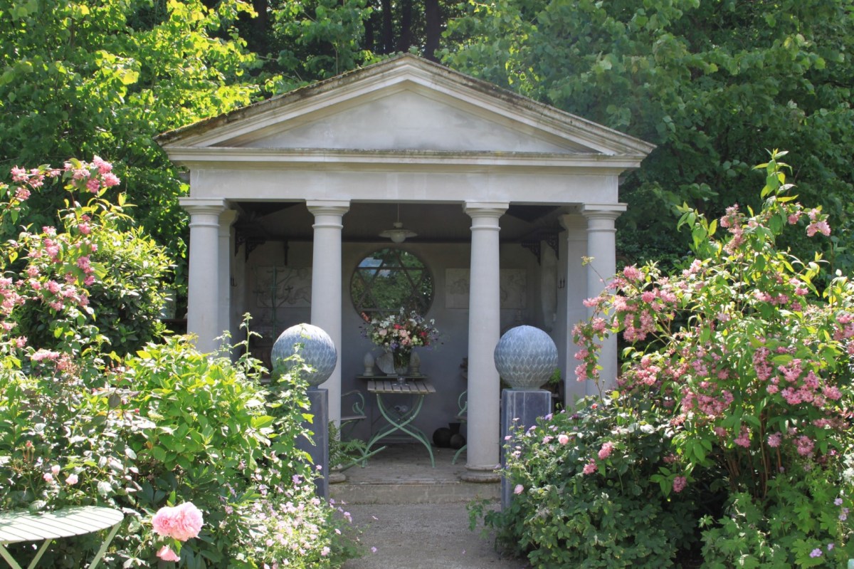 ‘Forfulgt af held’ – besøg i Claus Dalbys&nbsp;have