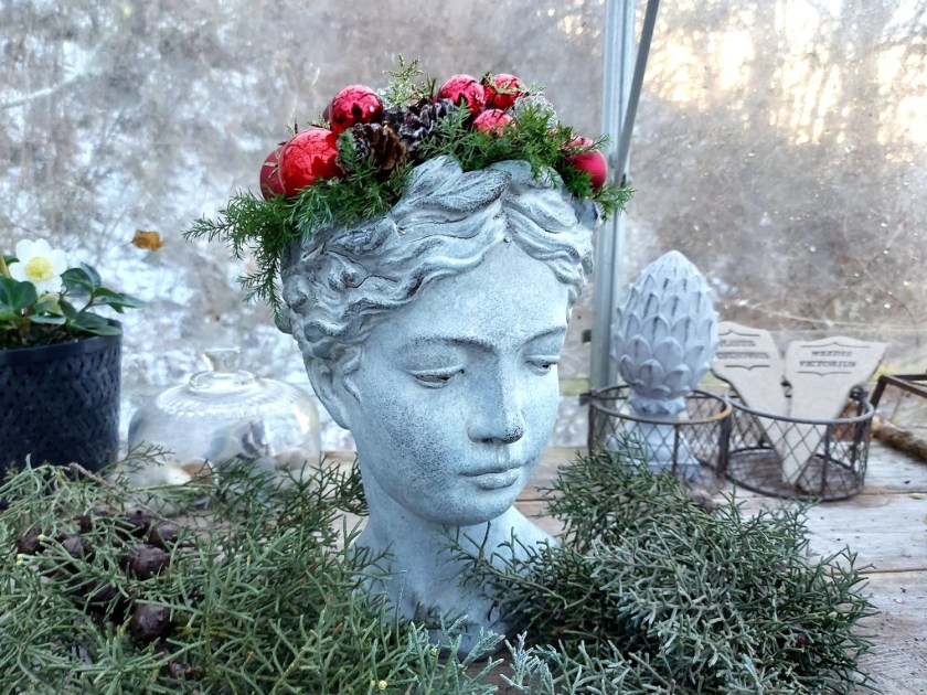 Fru Krukke med julefrisure