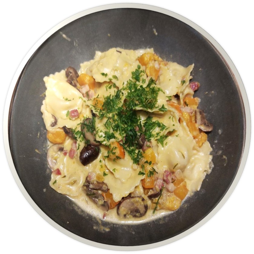 En skål med ravioli