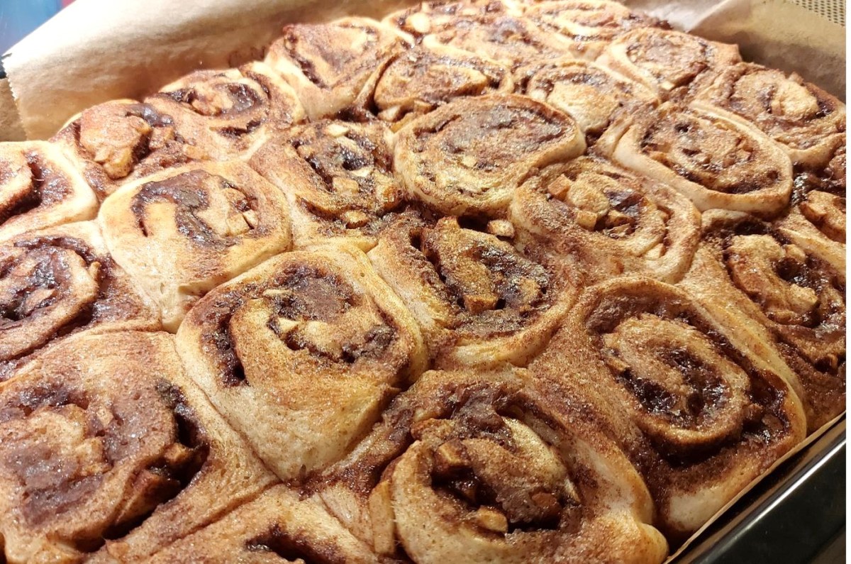 Kanelsnegle med æble