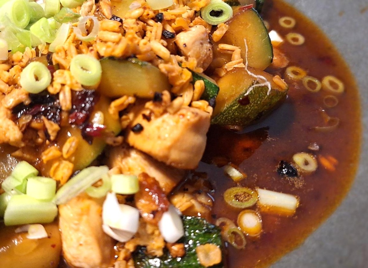 Hurtig asiatisk panderet med kylling og&nbsp;squash