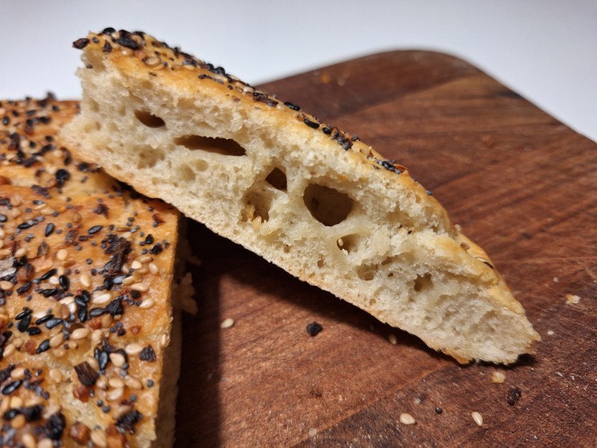 Focaccia med Everything Bagel
