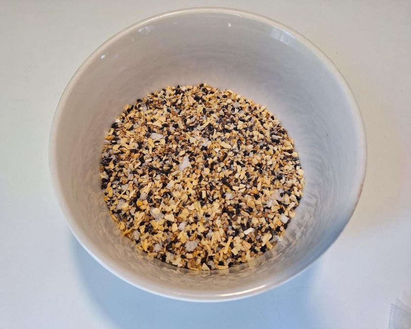 Focaccia med Everything Bagel